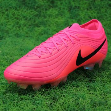 Nike Tiempo Maestro Elite FG Breakout in Pink/Black